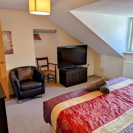 4 Bedroom House, Central Ulverston Buitenkant foto