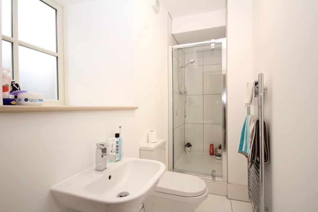 4 Bedroom House, Central Ulverston Buitenkant foto